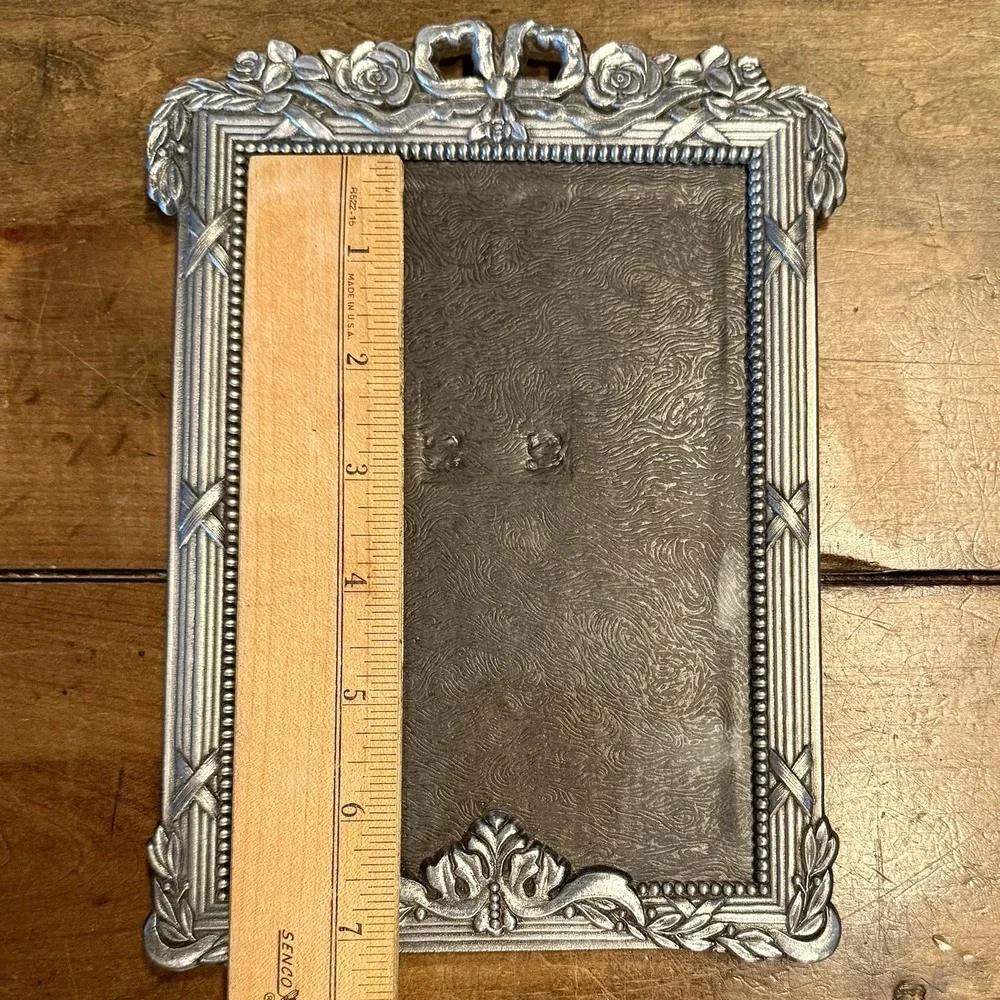 VTG 90s Art Nouveau Floral Bow Pewter Picture Frame 5x7